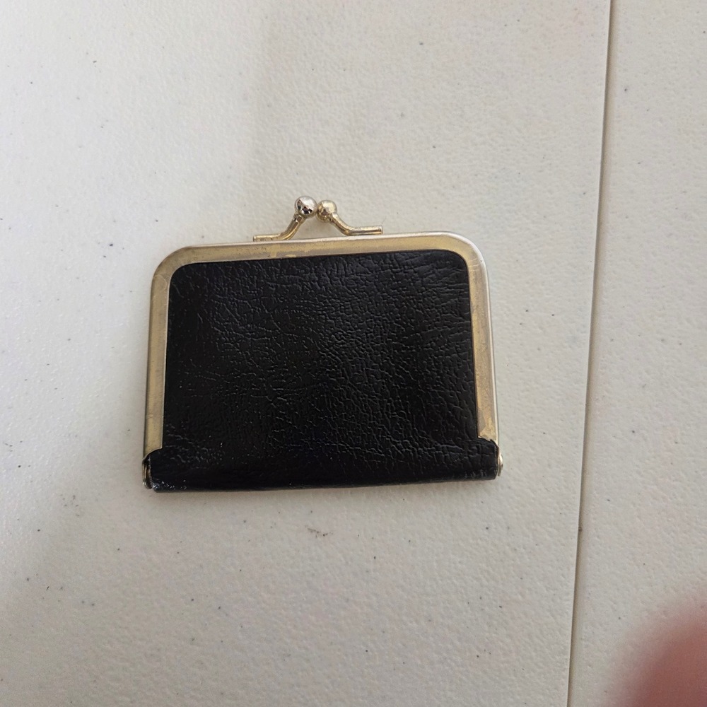 Vintage Black Faux Leather Kiss Lock Coin Purse Gold Tone Made in Hong Kong